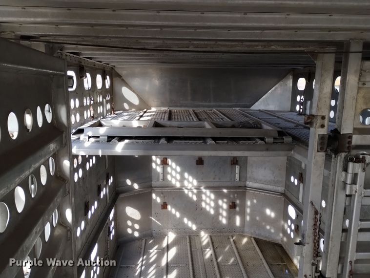 image for item DK8924 2012 Merritt Gold Line  livestock trailer