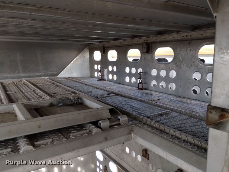 image for item DK8924 2012 Merritt Gold Line  livestock trailer