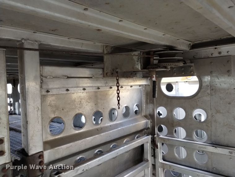 image for item DK8924 2012 Merritt Gold Line  livestock trailer