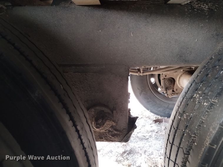 image for item DK8924 2012 Merritt Gold Line  livestock trailer