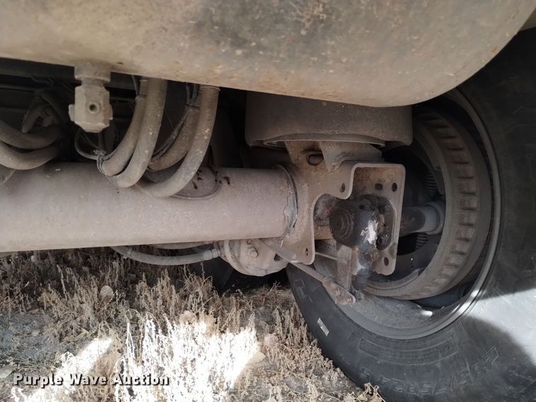 image for item DK8924 2012 Merritt Gold Line  livestock trailer