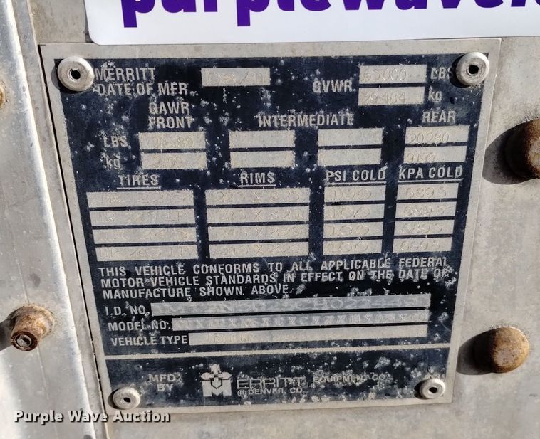 image for item DK8924 2012 Merritt Gold Line  livestock trailer