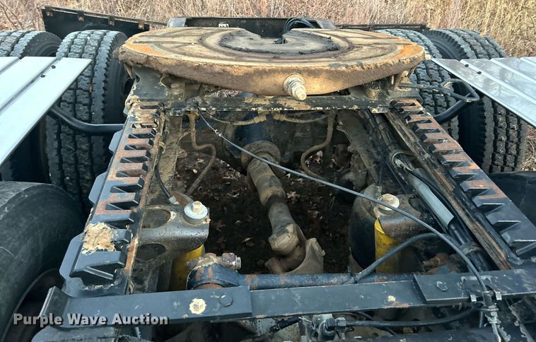 image for item DN0544 1991 Peterbilt 379  semi truck