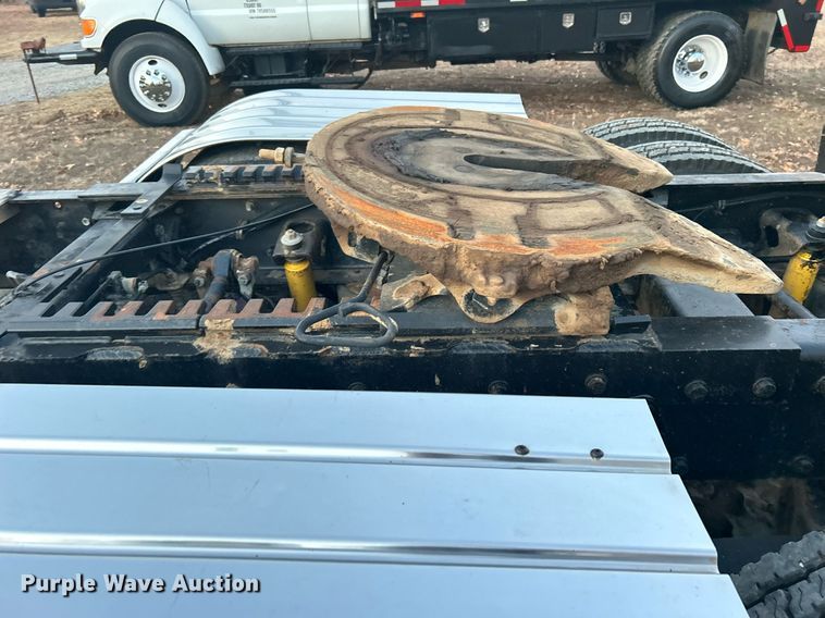 image for item DN0544 1991 Peterbilt 379  semi truck