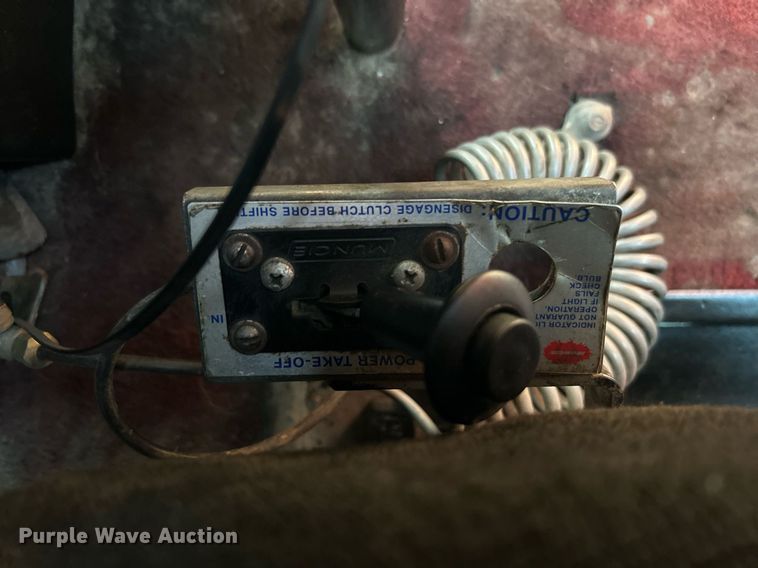 image for item DN0544 1991 Peterbilt 379  semi truck