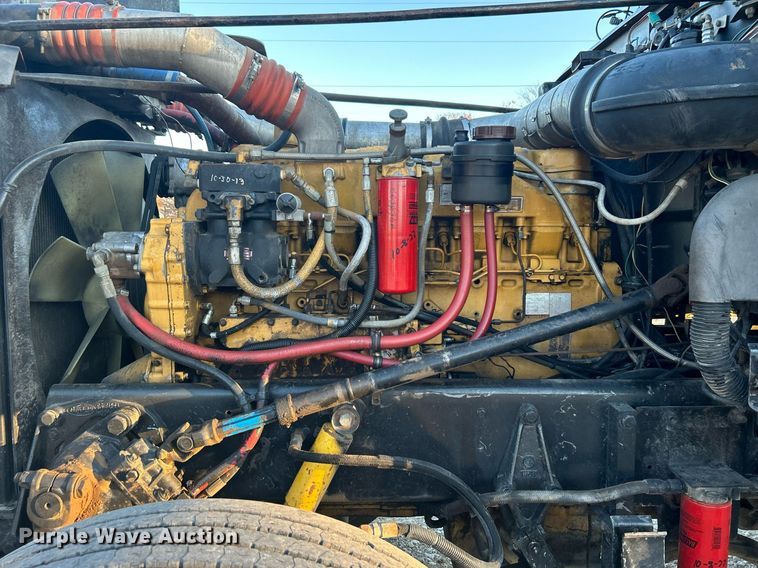 image for item DN0544 1991 Peterbilt 379  semi truck