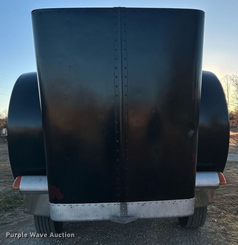 image for item DN0544 1991 Peterbilt 379  semi truck