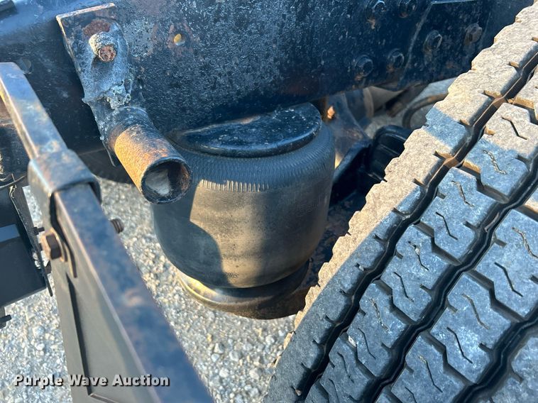 image for item DN0544 1991 Peterbilt 379  semi truck