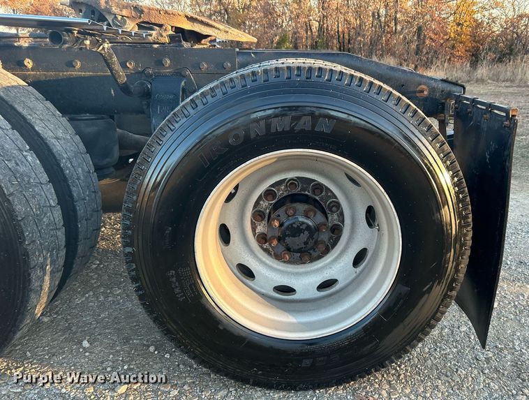 image for item DN0544 1991 Peterbilt 379  semi truck