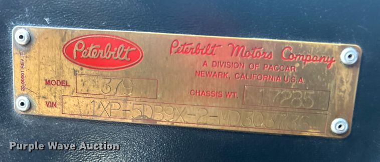 image for item DN0544 1991 Peterbilt 379  semi truck