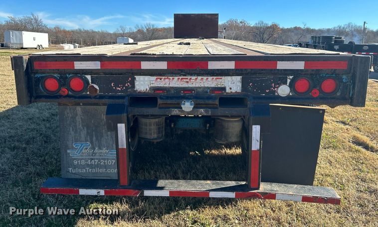 image for item DN0562 1989 Fruehauf  flatbed trailer