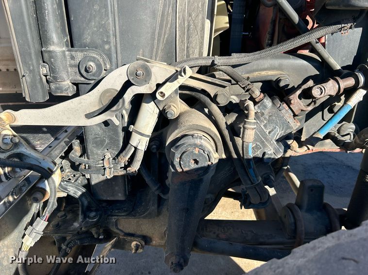 image for item DN0563 2012 Peterbilt 389  semi truck