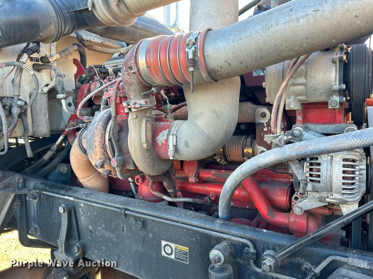 image for item DN0563 2012 Peterbilt 389  semi truck