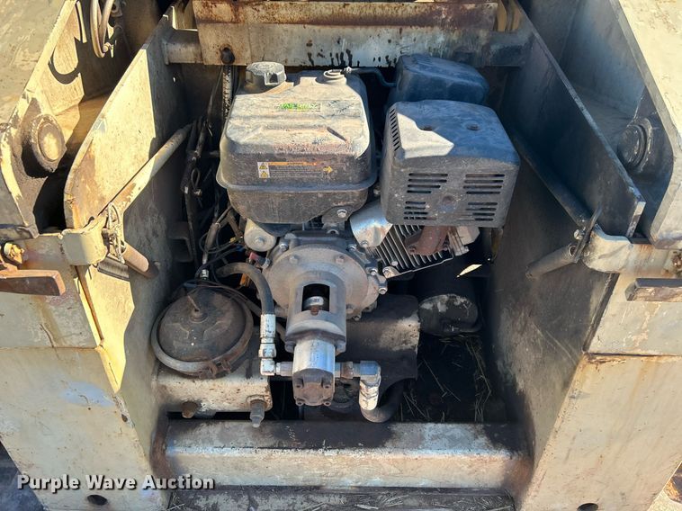 image for item DN0564 2008 Trail King TK110HDG-523  lowboy equipment trailer