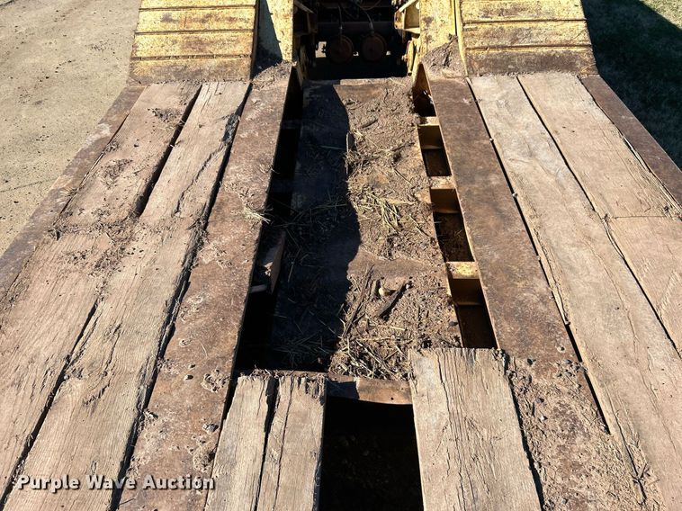 image for item DN0564 2008 Trail King TK110HDG-523  lowboy equipment trailer