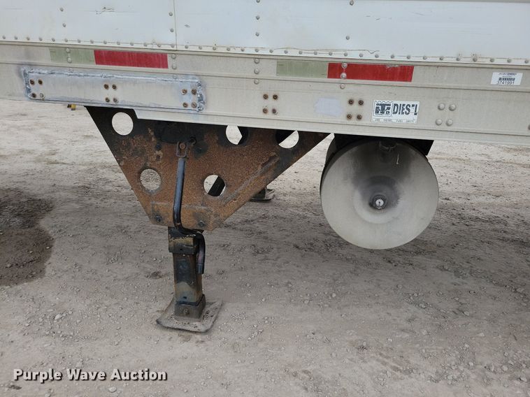 image for item DN4231 2006 Utility 3000R  refrigerated van trailer