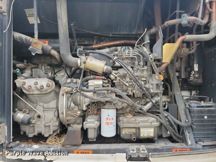 image for item DN4231 2006 Utility 3000R  refrigerated van trailer