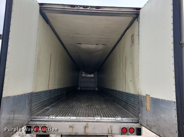 image for item DN4231 2006 Utility 3000R  refrigerated van trailer