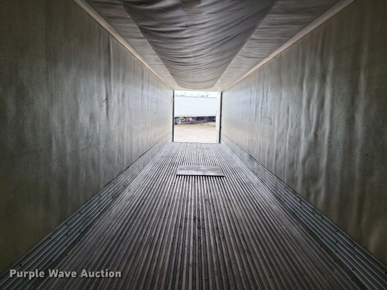 image for item DN4231 2006 Utility 3000R  refrigerated van trailer