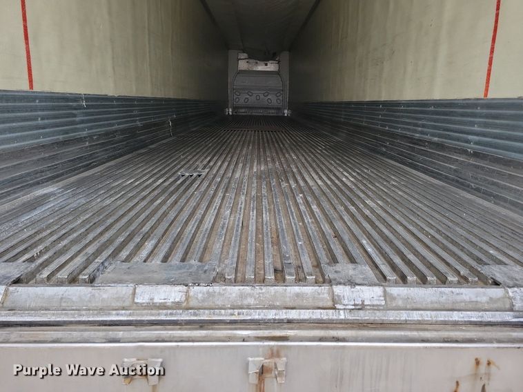 image for item DN4231 2006 Utility 3000R  refrigerated van trailer