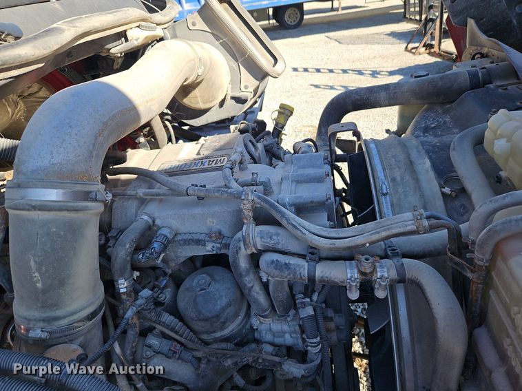 image for item DN7071 2013 International ProStar Plus  semi truck