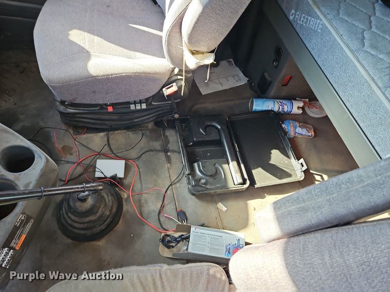 image for item DN7071 2013 International ProStar Plus  semi truck