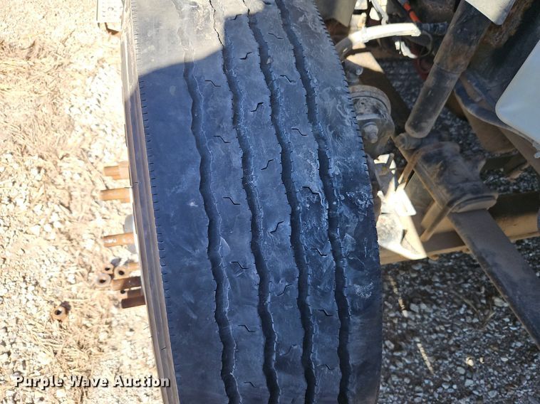 image for item DN7071 2013 International ProStar Plus  semi truck