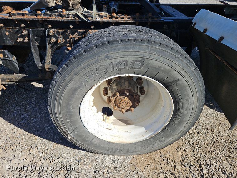 image for item DN7071 2013 International ProStar Plus  semi truck