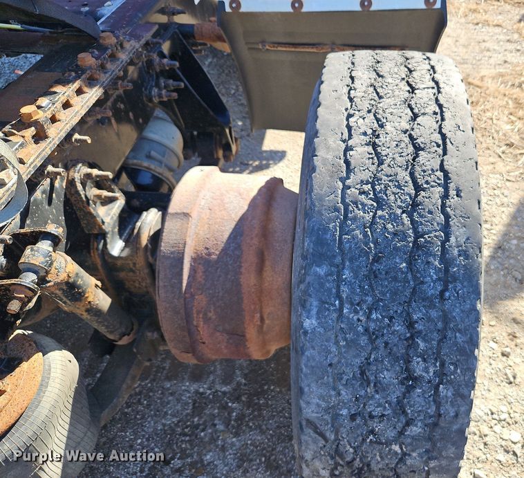 image for item DN7071 2013 International ProStar Plus  semi truck