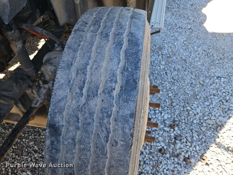 image for item DN7071 2013 International ProStar Plus  semi truck