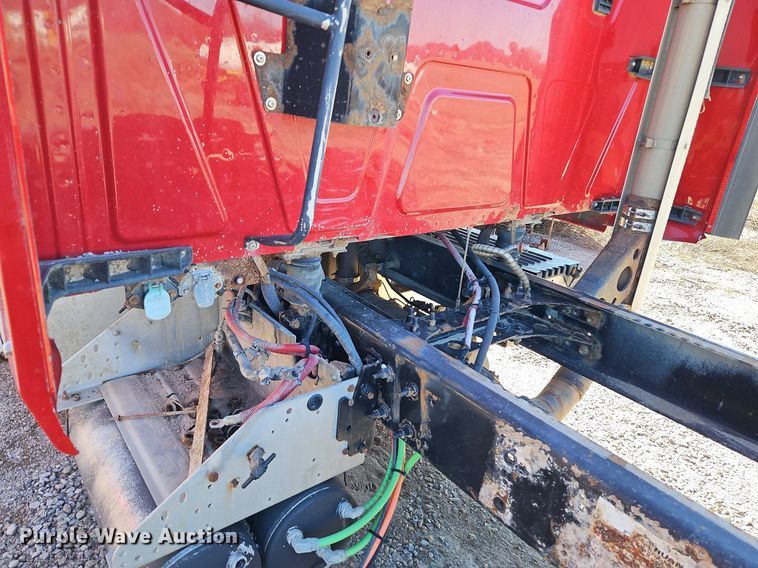 image for item DN7072 2013 International  Prostar Plus semi truck