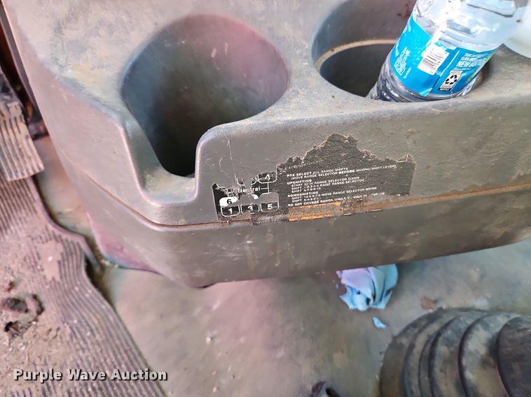 image for item DN7072 2013 International  Prostar Plus semi truck