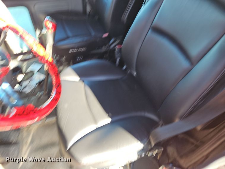 image for item DN7146 2013 Peterbilt 386  semi truck