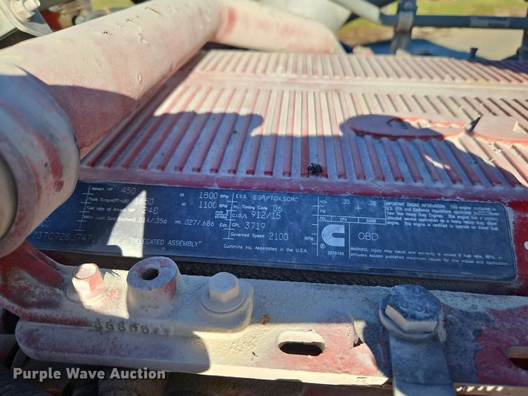 image for item DN7146 2013 Peterbilt 386  semi truck