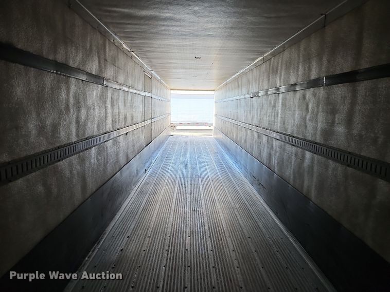 image for item DN7156 1999 Trailmobile  refrigerated van trailer