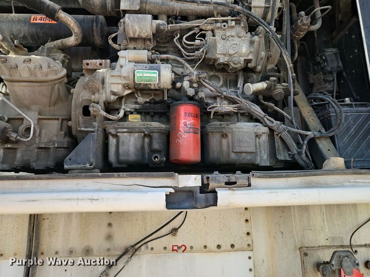 image for item DN7156 1999 Trailmobile  refrigerated van trailer