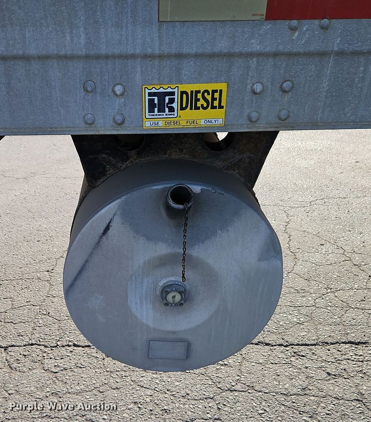 image for item DN7156 1999 Trailmobile  refrigerated van trailer