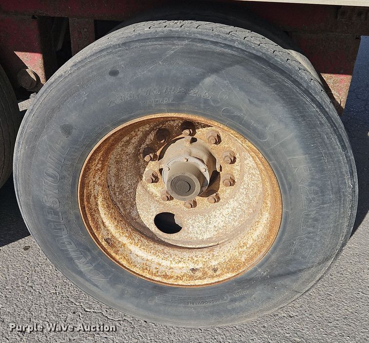 image for item DN7156 1999 Trailmobile  refrigerated van trailer