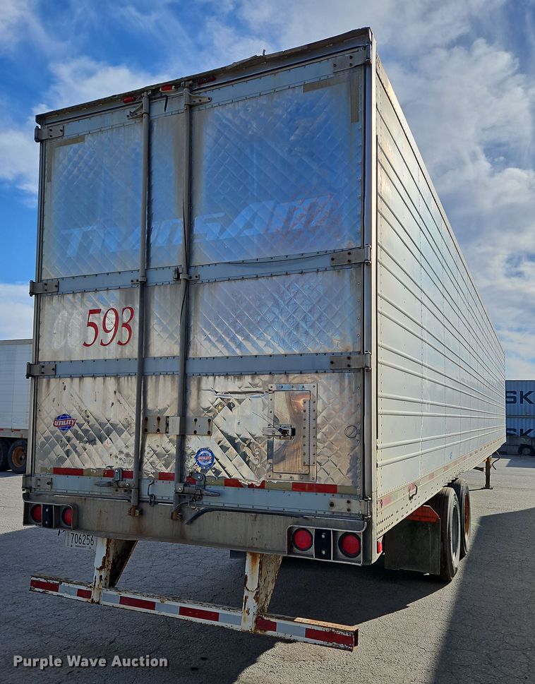 image for item DN7157 2004 Utility VS2RA  refrigerated van trailer