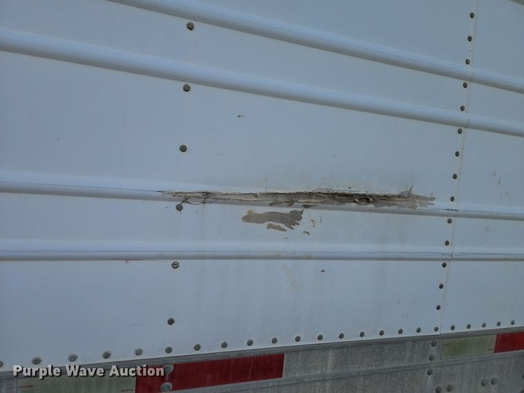 image for item DN7157 2004 Utility VS2RA  refrigerated van trailer