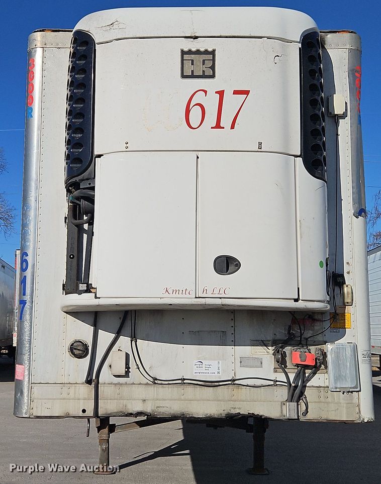 image for item DN7158 2005 Utility VS2RA  refrigerated van trailer