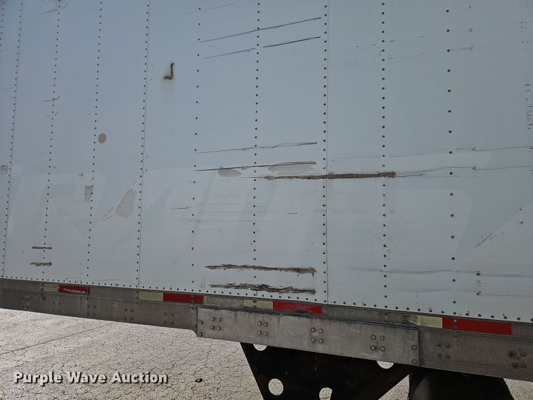 image for item DN7158 2005 Utility VS2RA  refrigerated van trailer