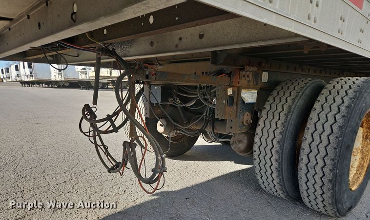 image for item DN7158 2005 Utility VS2RA  refrigerated van trailer