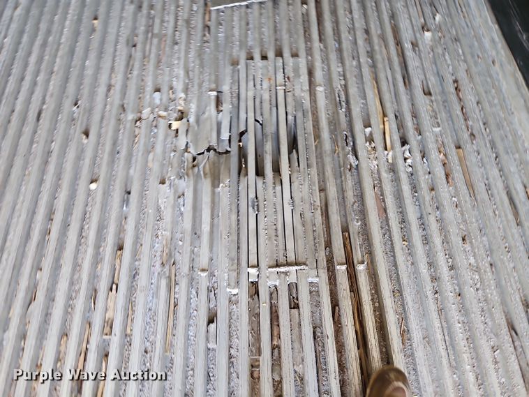 image for item DN7158 2005 Utility VS2RA  refrigerated van trailer