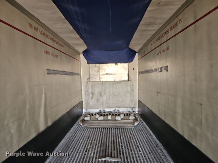 image for item DN7158 2005 Utility VS2RA  refrigerated van trailer