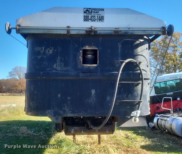 image for item DO4769 1987 Hilbilt  end dump trailer