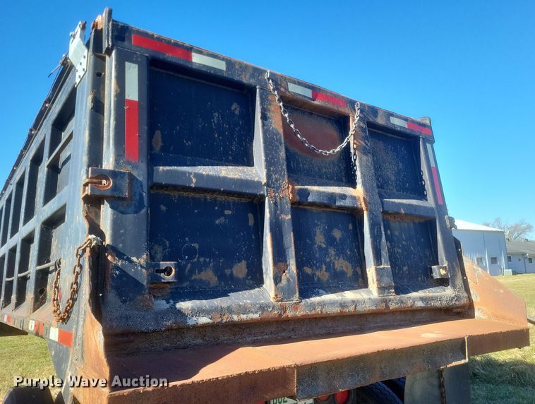 image for item DO4769 1987 Hilbilt  end dump trailer