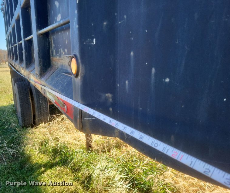 image for item DO4769 1987 Hilbilt  end dump trailer