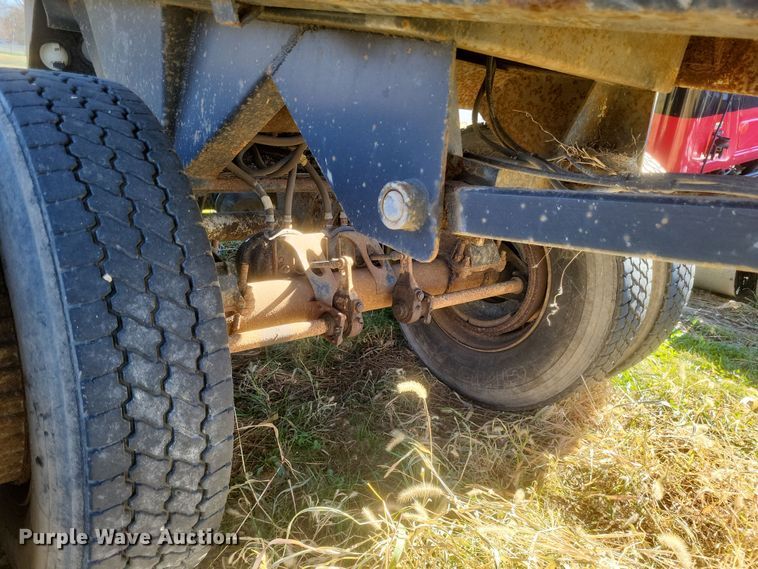 image for item DO4769 1987 Hilbilt  end dump trailer