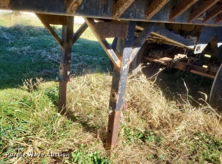 image for item DO4769 1987 Hilbilt  end dump trailer